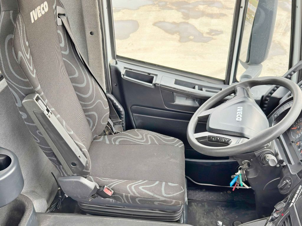 Kraanaga veoauto, Madelveok/ Platvormveok Iveco TRAKKER 360 * PRITSCHE 6,80* PK 16002 B+FUNK*6x4: pilt 11