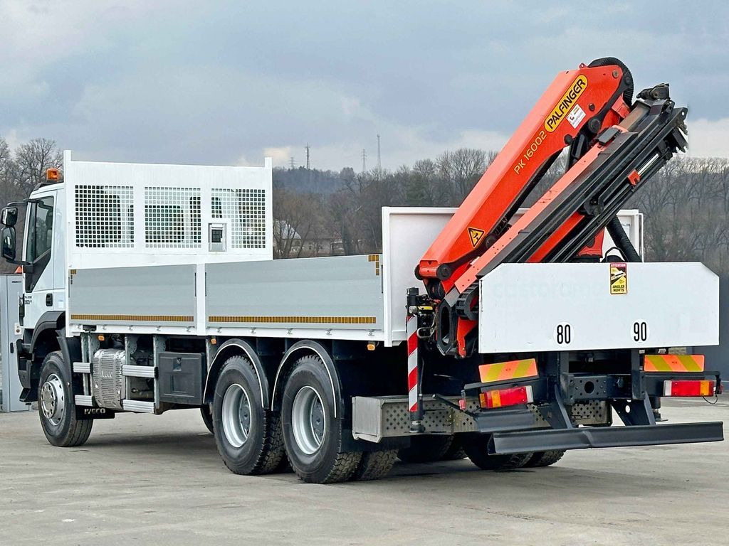 Kraanaga veoauto, Madelveok/ Platvormveok Iveco TRAKKER 360 * PRITSCHE 6,80* PK 16002 B+FUNK*6x4: pilt 6