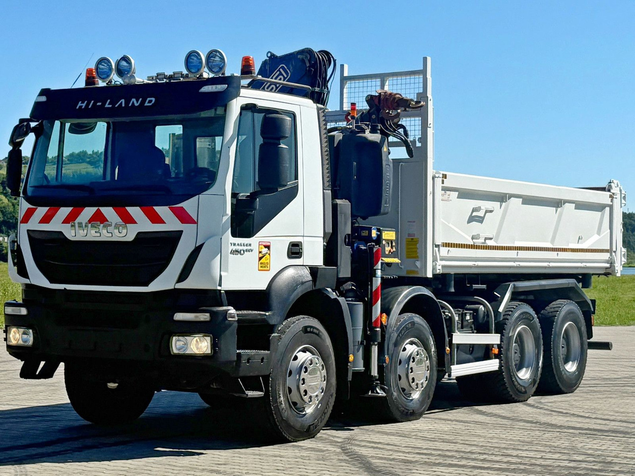 Iveco TRAKKER 450 * FASSI F215A.0.22 + FUNK / 8x4 *TOP - Kraanaga veoauto: pilt 5 Iveco TRAKKER 450 * FASSI F215A.0.22 + FUNK / 8x4 *TOP - Kraanaga veoauto: pilt 5