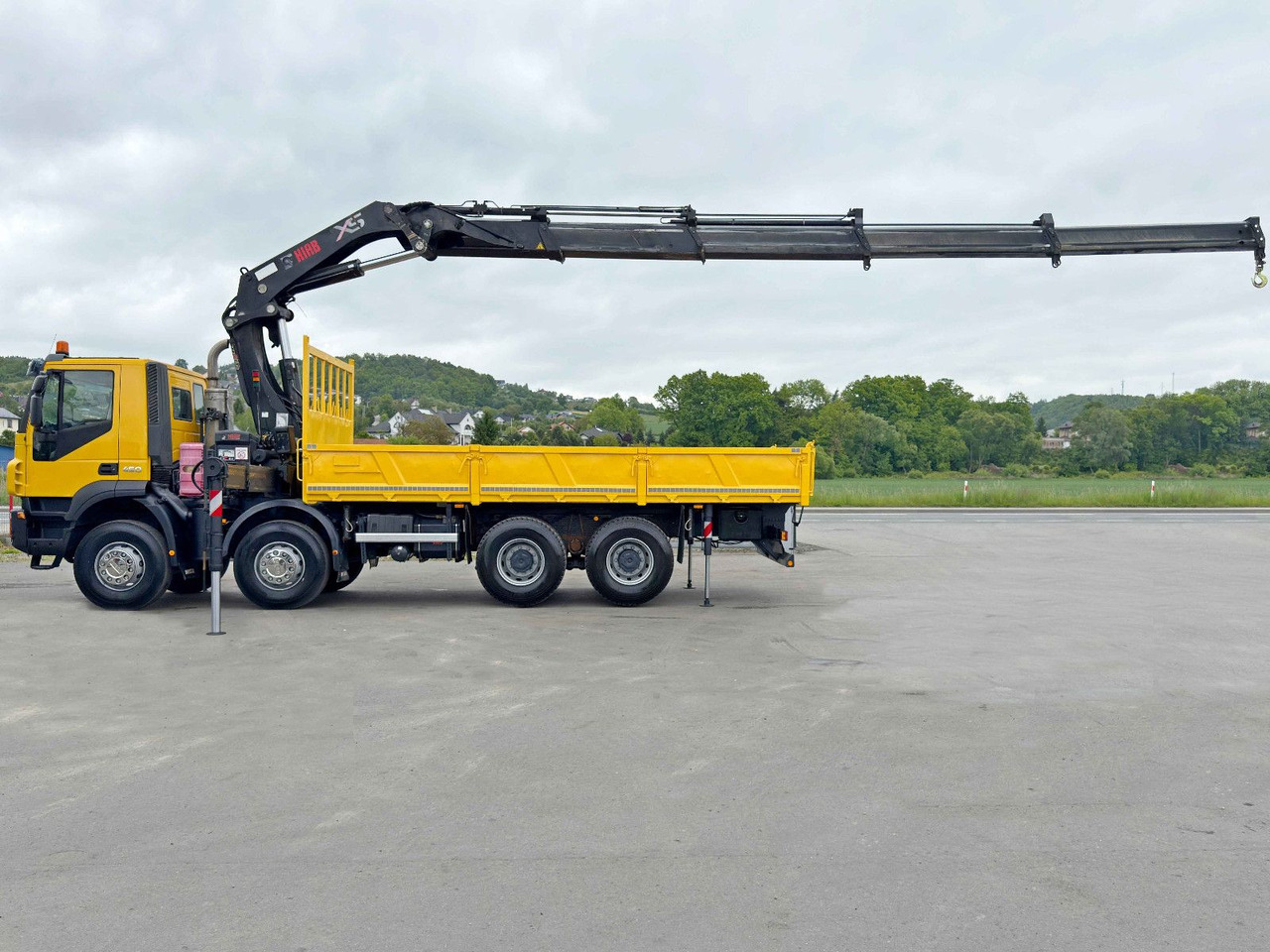 Iveco TRAKKER 450* HIAB 377 EP-4 HIPRO/FUNK/ 8x4 - Kraanaga veoauto: pilt 5 Iveco TRAKKER 450* HIAB 377 EP-4 HIPRO/FUNK/ 8x4 - Kraanaga veoauto: pilt 5