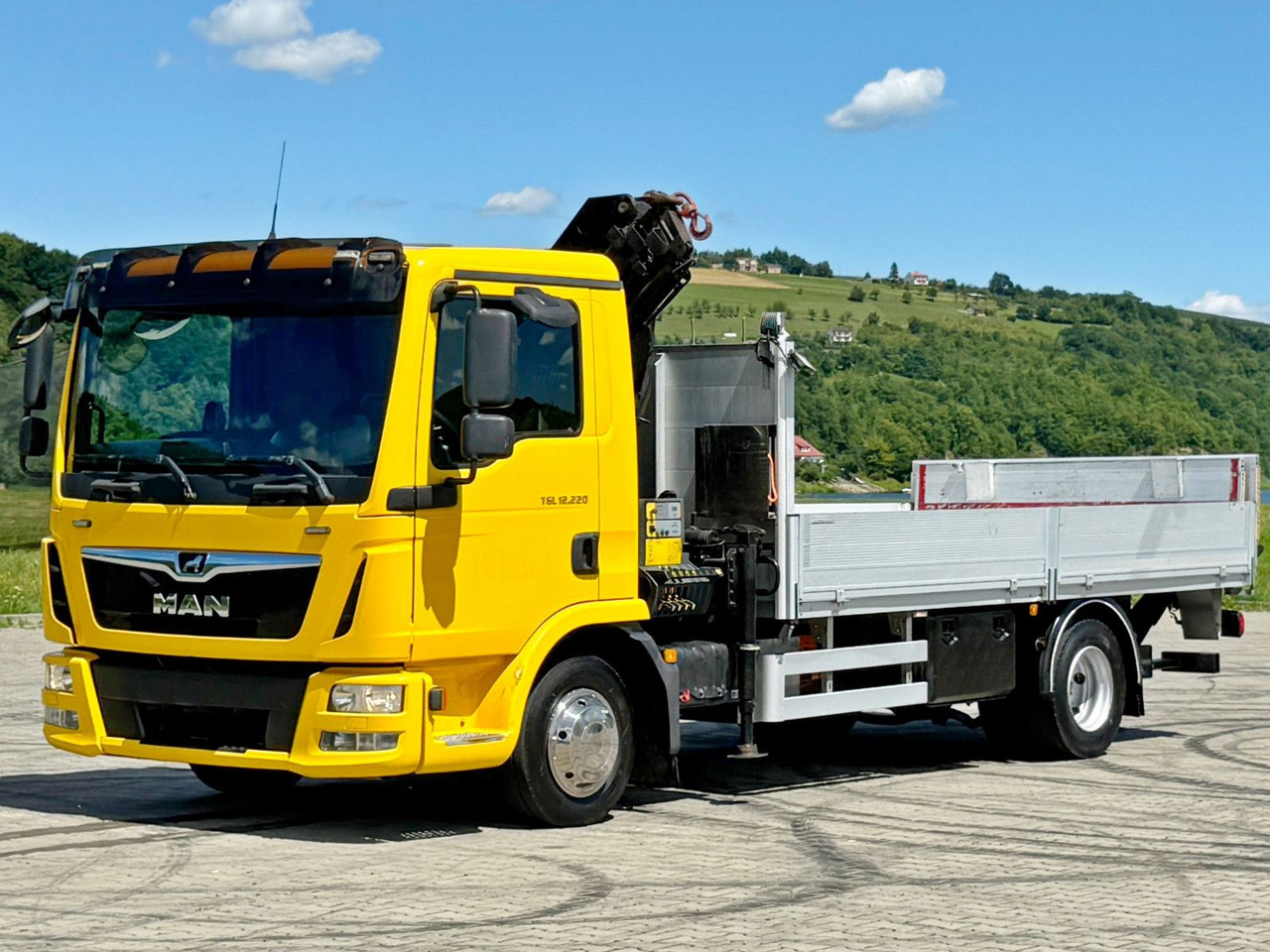 MAN TGL 12.220* PK 7.501 SLD C + FUNK + LIFT*TO - Kraanaga veoauto: pilt 4 MAN TGL 12.220* PK 7.501 SLD C + FUNK + LIFT*TO - Kraanaga veoauto: pilt 4