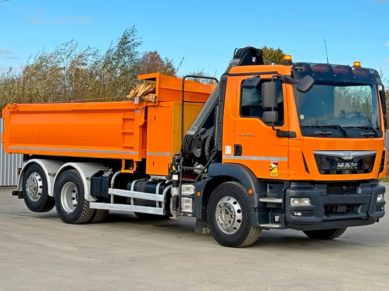 MAN TGM 26.290* KIPPER 4,60m*HIAB 111 B-3 HIDUO/FUNK - Kallurauto, Kraanaga veoauto: pilt 3 MAN TGM 26.290* KIPPER 4,60m*HIAB 111 B-3 HIDUO/FUNK - Kallurauto, Kraanaga veoauto: pilt 3