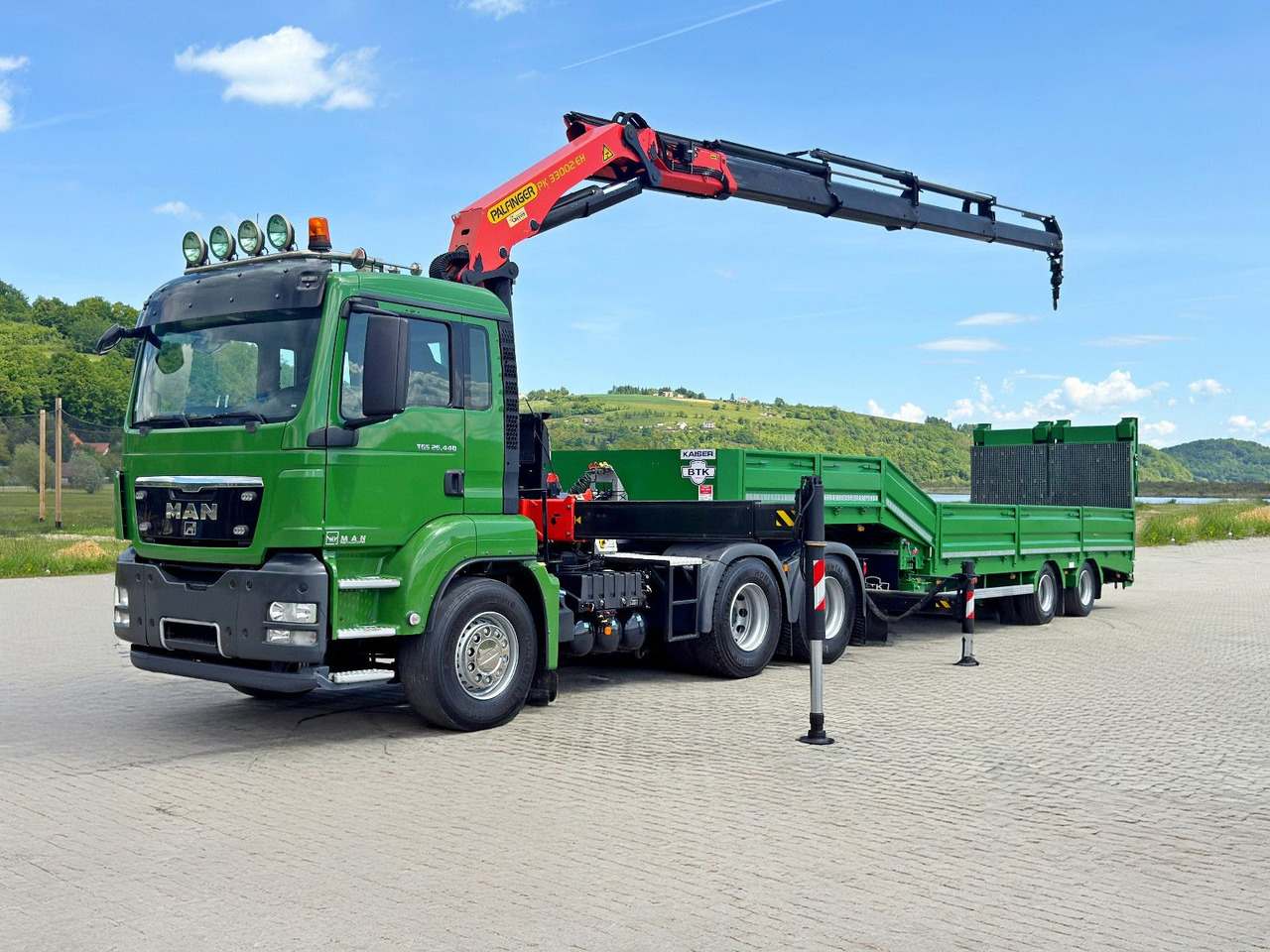 MAN TGS 26.440*Anhänger 10,35m + PK 33002-EH C/FUNK - Kraanaga veoauto: pilt 2 MAN TGS 26.440*Anhänger 10,35m + PK 33002-EH C/FUNK - Kraanaga veoauto: pilt 2