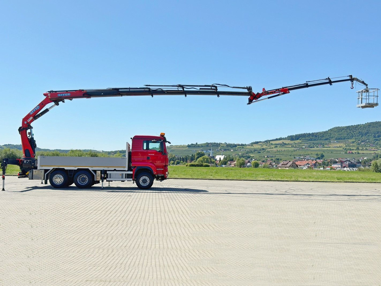 MAN TGS 28.480 * EFFER 255/5S + JIB 3S + FUNK * TOP - Kraanaga veoauto: pilt 5 MAN TGS 28.480 * EFFER 255/5S + JIB 3S + FUNK * TOP - Kraanaga veoauto: pilt 5