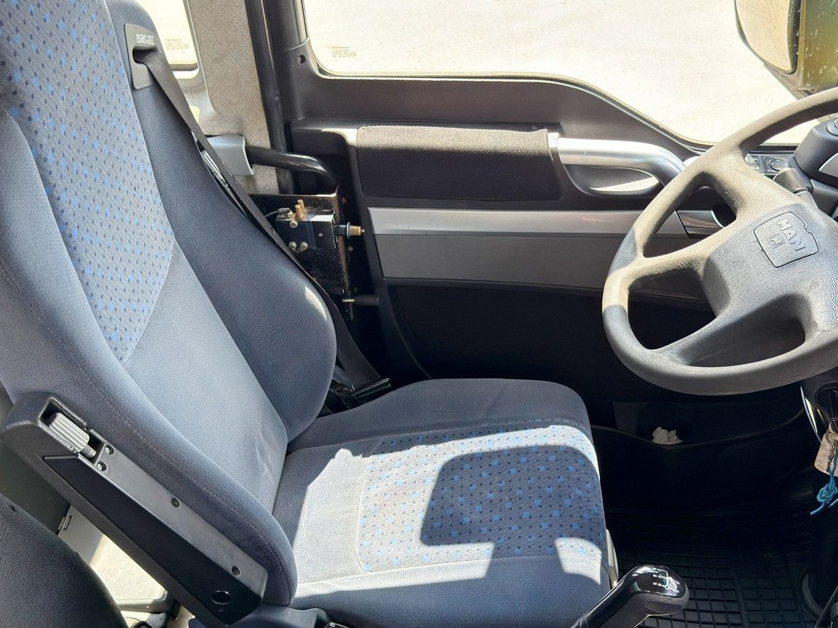 Kallurauto, Kraanaga veoauto MAN TGS 33.360 * KIPPER 5,10 m / 6x4 * TOPZUSTAND: pilt 12 Kallurauto, Kraanaga veoauto MAN TGS 33.360 * KIPPER 5,10 m / 6x4 * TOPZUSTAND: pilt 12