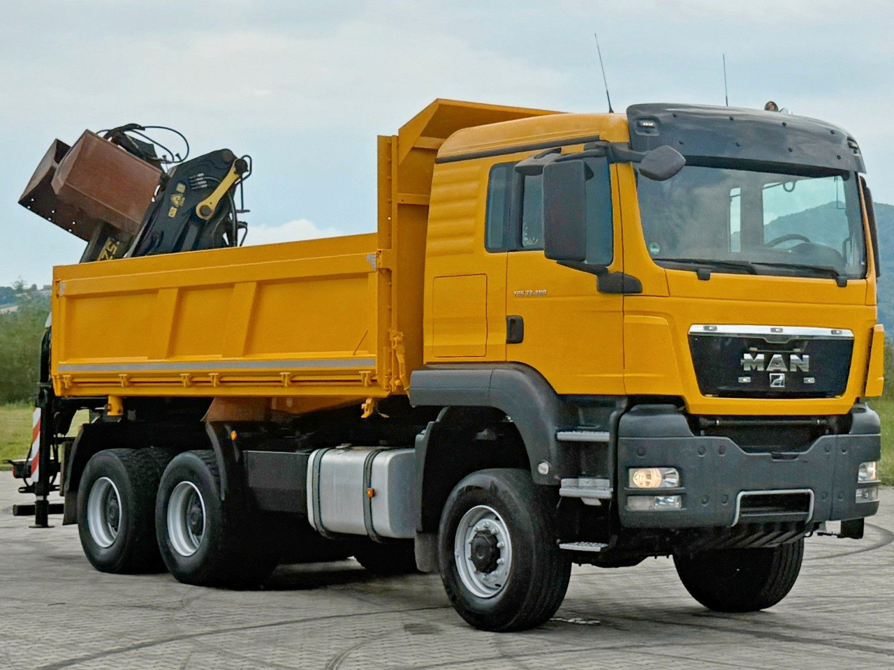 MAN TGS 33.480*KIPPER 5,10m * EPSILON E165Z76* 6x6 MAN TGS 33.480*KIPPER 5,10m * EPSILON E165Z76* 6x6 - Kraanaga veoauto, Kallurauto: pilt 3 MAN TGS 33.480*KIPPER 5,10m * EPSILON E165Z76* 6x6 MAN TGS 33.480*KIPPER 5,10m * EPSILON E165Z76* 6x6 - Kraanaga veoauto, Kallurauto: pilt 3