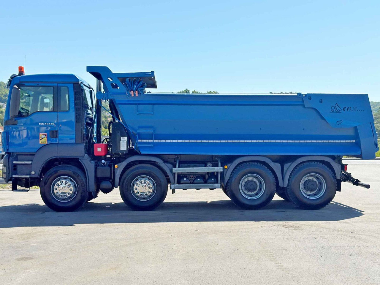 MAN TGS 41.440 * KIPPER * 8x4 * TOPZUSTAND - Kallurauto, Kraanaga veoauto: pilt 4 MAN TGS 41.440 * KIPPER * 8x4 * TOPZUSTAND - Kallurauto, Kraanaga veoauto: pilt 4