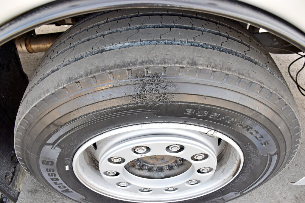 Kraanaga veoauto MAN TGX 26.440 Pritsche 6,40 m* PK 29002+FUNK *6x4: pilt 14 Kraanaga veoauto MAN TGX 26.440 Pritsche 6,40 m* PK 29002+FUNK *6x4: pilt 14