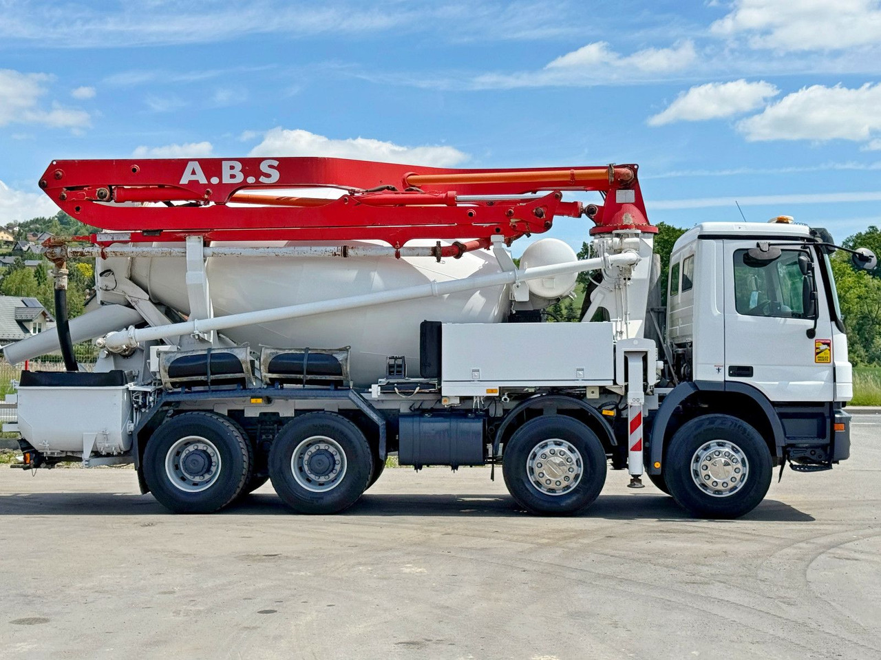 Mercedes-Benz ACTROS 3241* Betonpumpe 21m *8x4 * Top Zustand Mercedes-Benz ACTROS 3241* Betonpumpe 21m *8x4 * Top Zustand - Betoonipump: pilt 3 Mercedes-Benz ACTROS 3241* Betonpumpe 21m *8x4 * Top Zustand Mercedes-Benz ACTROS 3241* Betonpumpe 21m *8x4 * Top Zustand - Betoonipump: pilt 3