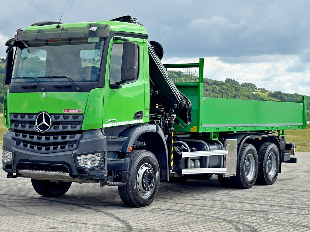 Mercedes-Benz AROCS 2636 * HIAB 122 ES - 3 HIPRO * 6x4 - Kallurauto, Kraanaga veoauto: pilt 4 Mercedes-Benz AROCS 2636 * HIAB 122 ES - 3 HIPRO * 6x4 - Kallurauto, Kraanaga veoauto: pilt 4
