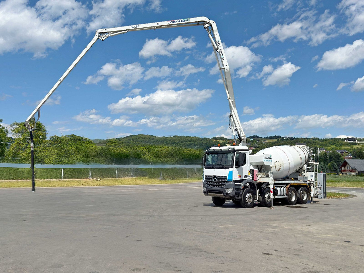 Mercedes-Benz AROCS 3743 * Betonpumpe + FUNK * 8x4 * TOP - Betoonipump: pilt 4 Mercedes-Benz AROCS 3743 * Betonpumpe + FUNK * 8x4 * TOP - Betoonipump: pilt 4