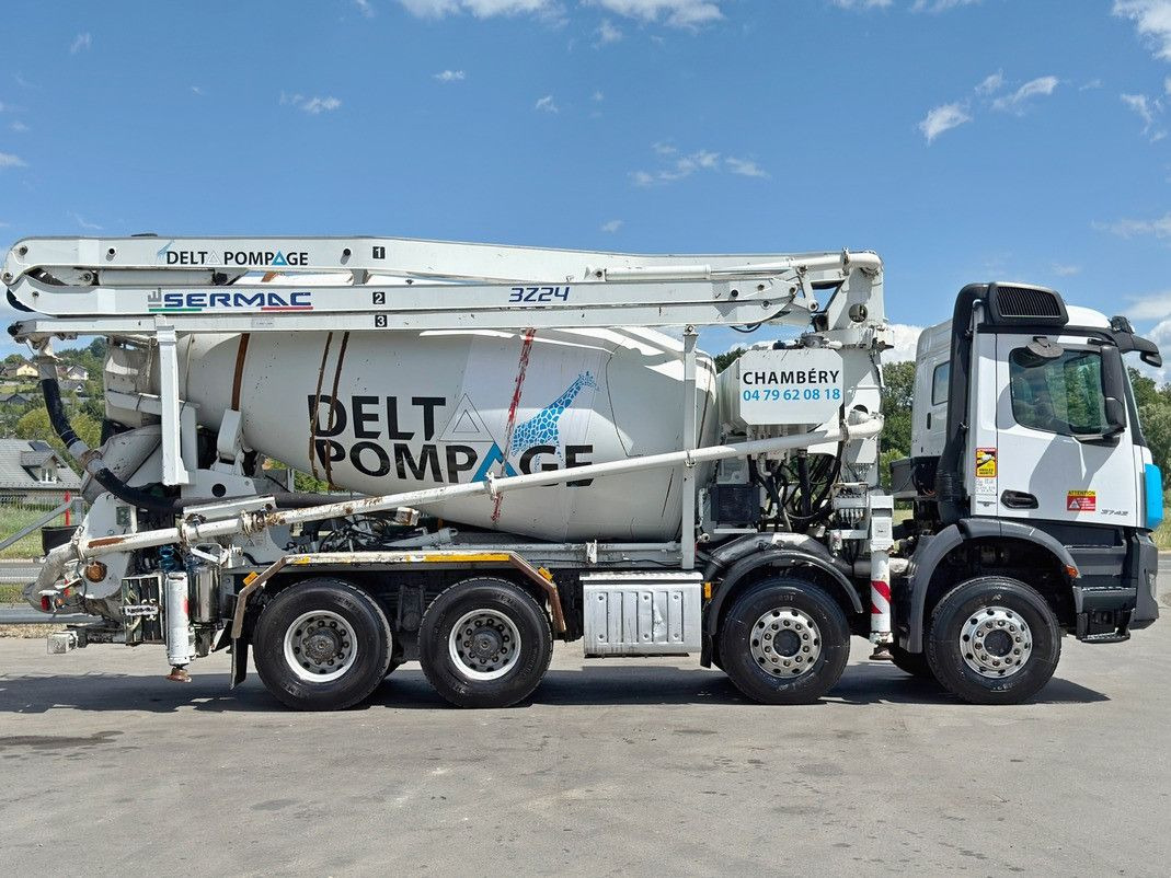 Mercedes-Benz AROCS 3743 * Betonpumpe + FUNK * 8x4 * TOP - Betoonipump: pilt 5 Mercedes-Benz AROCS 3743 * Betonpumpe + FUNK * 8x4 * TOP - Betoonipump: pilt 5
