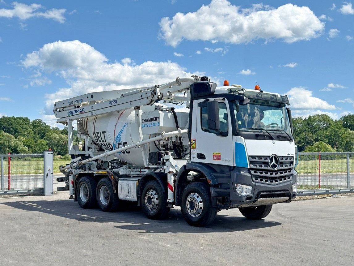Mercedes-Benz AROCS 3743 * Betonpumpe + FUNK * 8x4 * TOP - Betoonipump: pilt 1 Mercedes-Benz AROCS 3743 * Betonpumpe + FUNK * 8x4 * TOP - Betoonipump: pilt 1