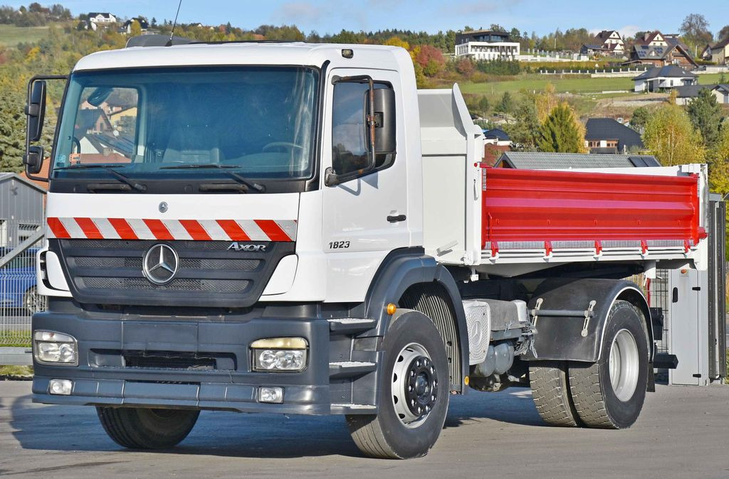 Mercedes-Benz AXOR 1823 * KIPPER 4,45 m * TOPZUSTAND Mercedes-Benz AXOR 1823 * KIPPER 4,45 m * TOPZUSTAND - Kallurauto, Kraanaga veoauto: pilt 5 Mercedes-Benz AXOR 1823 * KIPPER 4,45 m * TOPZUSTAND Mercedes-Benz AXOR 1823 * KIPPER 4,45 m * TOPZUSTAND - Kallurauto, Kraanaga veoauto: pilt 5