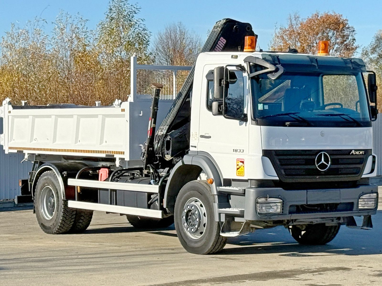 Mercedes-Benz AXOR 1833 * HIAB 144 B - 3 HIDUO + FUNK * TOP - Kraanaga veoauto: pilt 4 Mercedes-Benz AXOR 1833 * HIAB 144 B - 3 HIDUO + FUNK * TOP - Kraanaga veoauto: pilt 4