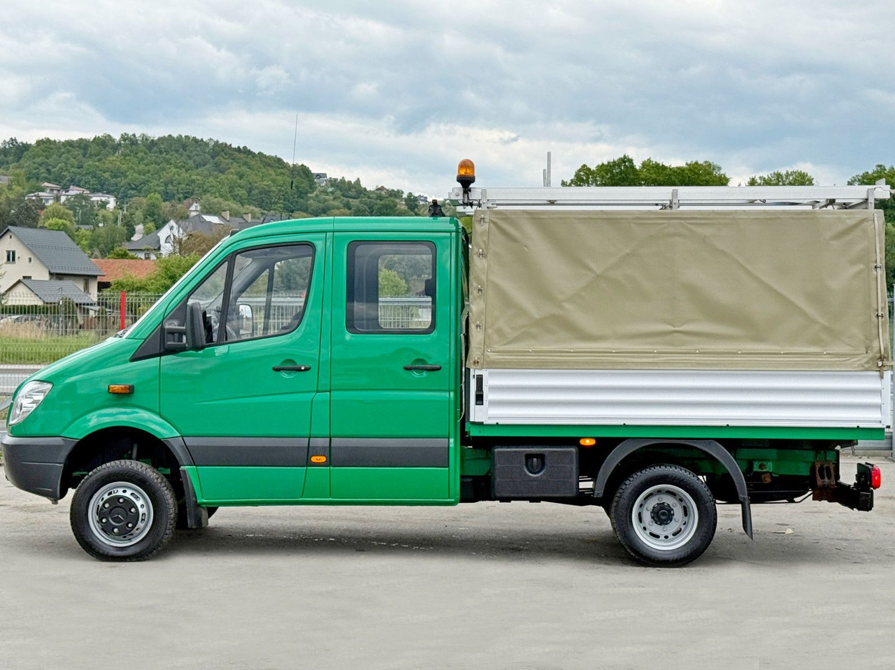 Mercedes-Benz Sprinter 516 CDI* Doppel Kabine! 4x4 *TOPZUSTAND - Tarbesõiduk kallur: pilt 5 Mercedes-Benz Sprinter 516 CDI* Doppel Kabine! 4x4 *TOPZUSTAND - Tarbesõiduk kallur: pilt 5