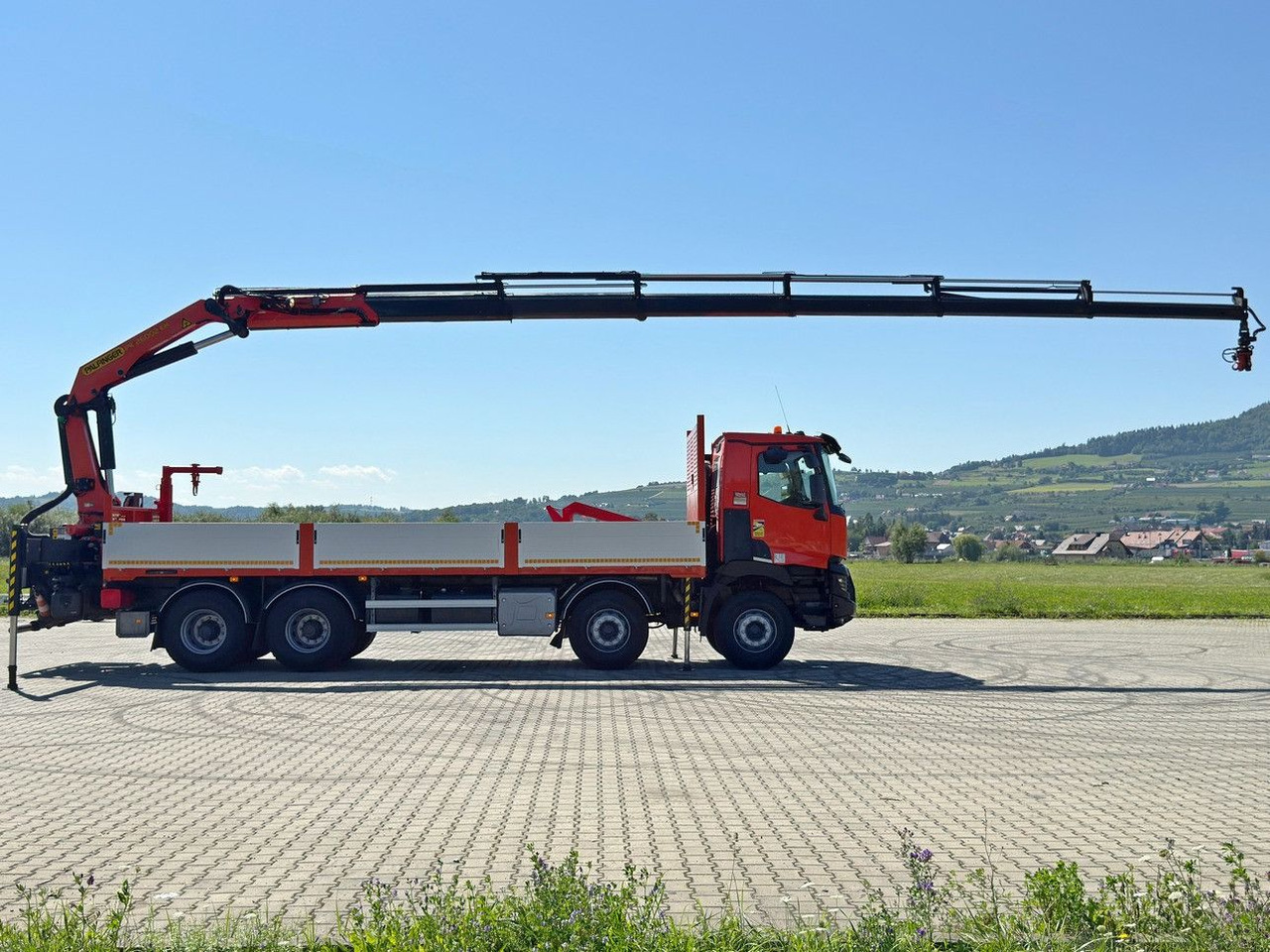 Renault C 430 * PRITSCHE 7,80m*PK 26002 - EH E/FUNK *8x4 - Kraanaga veoauto: pilt 5 Renault C 430 * PRITSCHE 7,80m*PK 26002 - EH E/FUNK *8x4 - Kraanaga veoauto: pilt 5