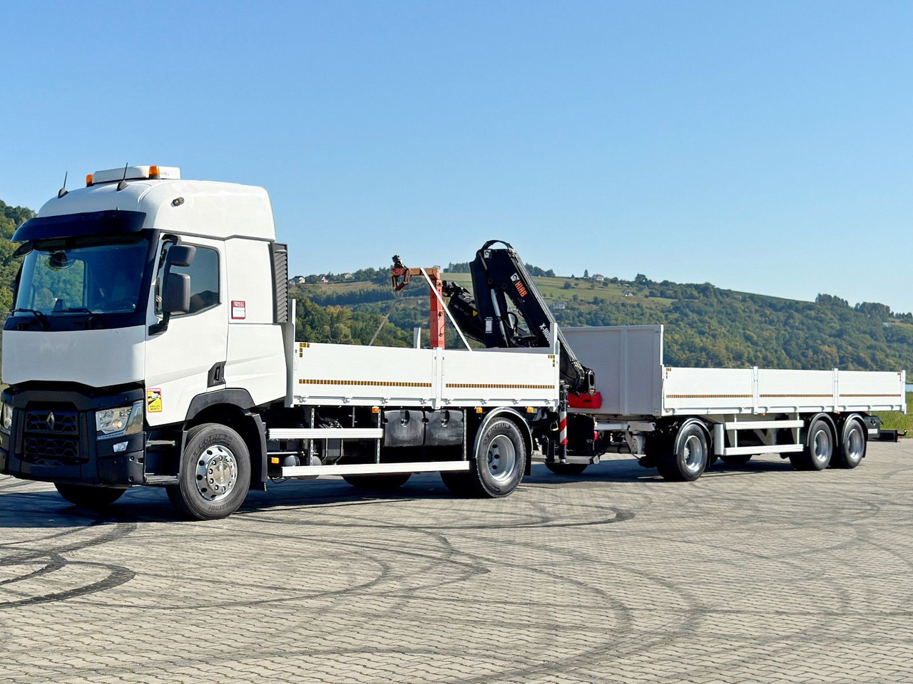 Renault C 440* HIAB X-HIDUO 138 B-3 + FUNK + Anhänger - Kraanaga veoauto: pilt 4 Renault C 440* HIAB X-HIDUO 138 B-3 + FUNK + Anhänger - Kraanaga veoauto: pilt 4
