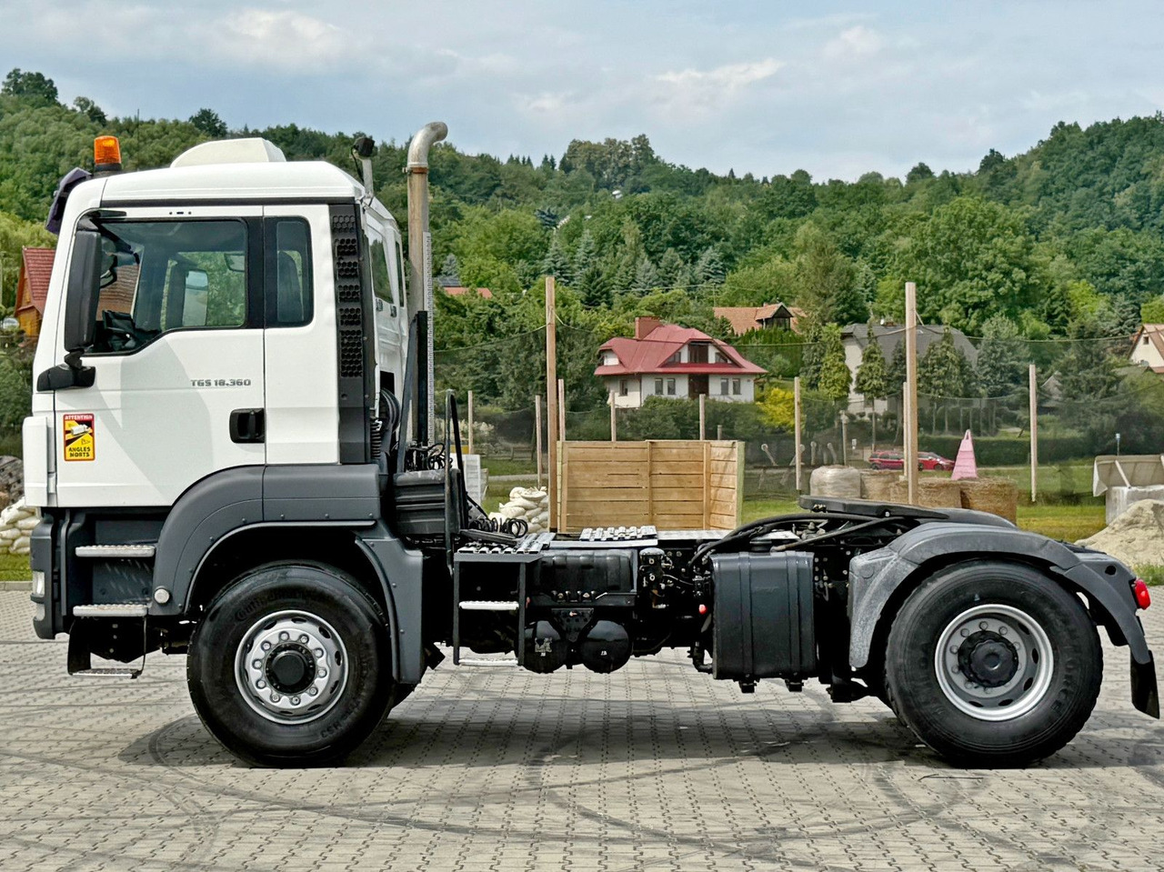 MAN TGS 18.360 * Sattelzugmaschine * 4x4 * TOP - Sadulveok: pilt 3 MAN TGS 18.360 * Sattelzugmaschine * 4x4 * TOP - Sadulveok: pilt 3