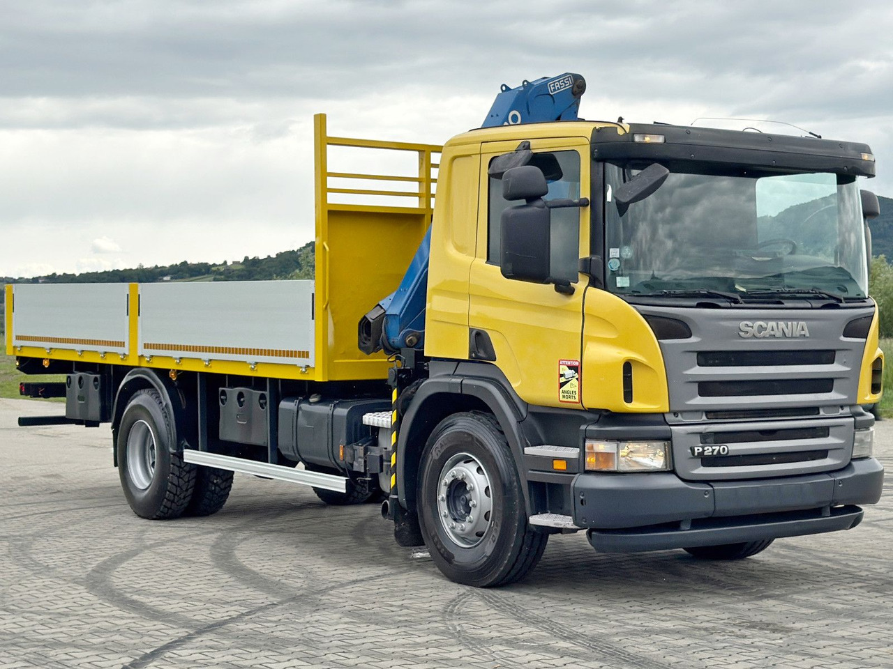 Scania P 270 * FASSI F110A.23 + FUNK * TOPZUSTAND - Kraanaga veoauto: pilt 3 Scania P 270 * FASSI F110A.23 + FUNK * TOPZUSTAND - Kraanaga veoauto: pilt 3