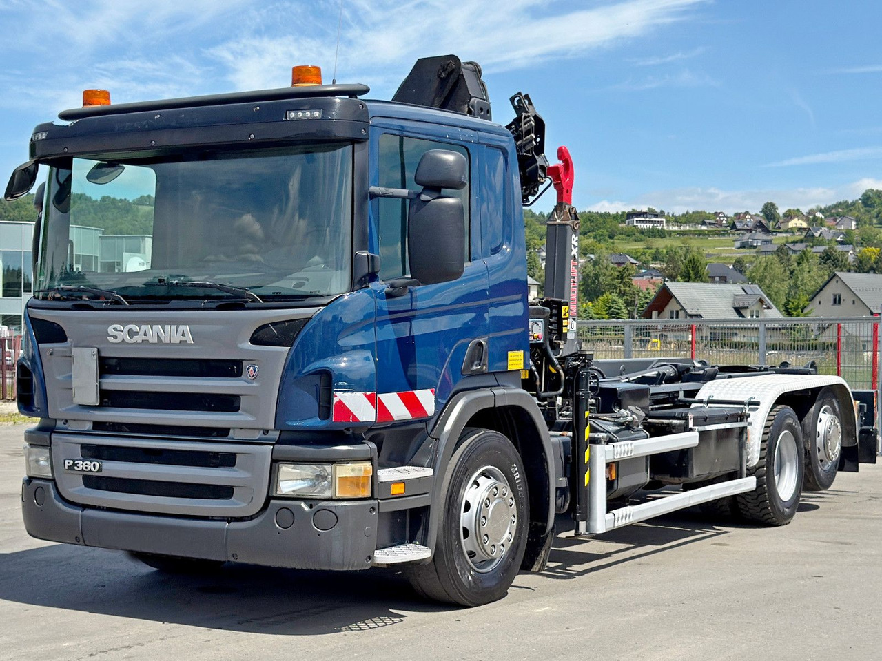 Scania P 360 * ABROLLKIPPER * HIAB 111 BS -2 HIDUO/FUNK - Konkstõstukiga veoauto, Kraanaga veoauto: pilt 4 Scania P 360 * ABROLLKIPPER * HIAB 111 BS -2 HIDUO/FUNK - Konkstõstukiga veoauto, Kraanaga veoauto: pilt 4
