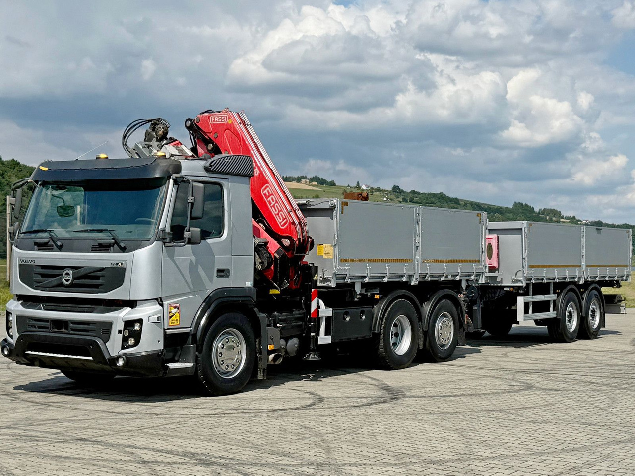 Volvo FMX 420* FASSI F275.2.25 + FUNK + Anhänger / TOP - Kallurauto, Kraanaga veoauto: pilt 5 Volvo FMX 420* FASSI F275.2.25 + FUNK + Anhänger / TOP - Kallurauto, Kraanaga veoauto: pilt 5