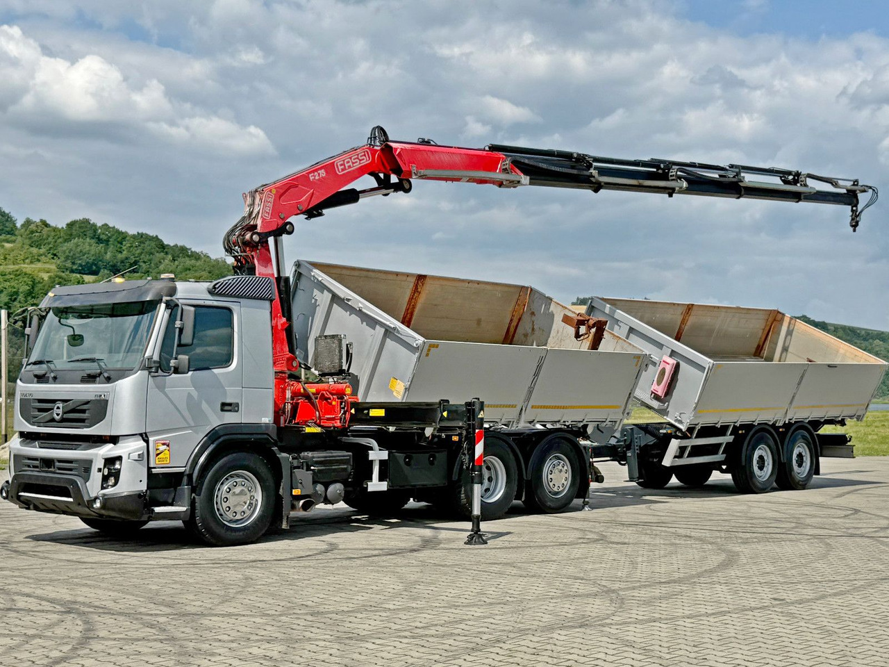 Volvo FMX 420* FASSI F275.2.25 + FUNK + Anhänger / TOP - Kallurauto, Kraanaga veoauto: pilt 3 Volvo FMX 420* FASSI F275.2.25 + FUNK + Anhänger / TOP - Kallurauto, Kraanaga veoauto: pilt 3