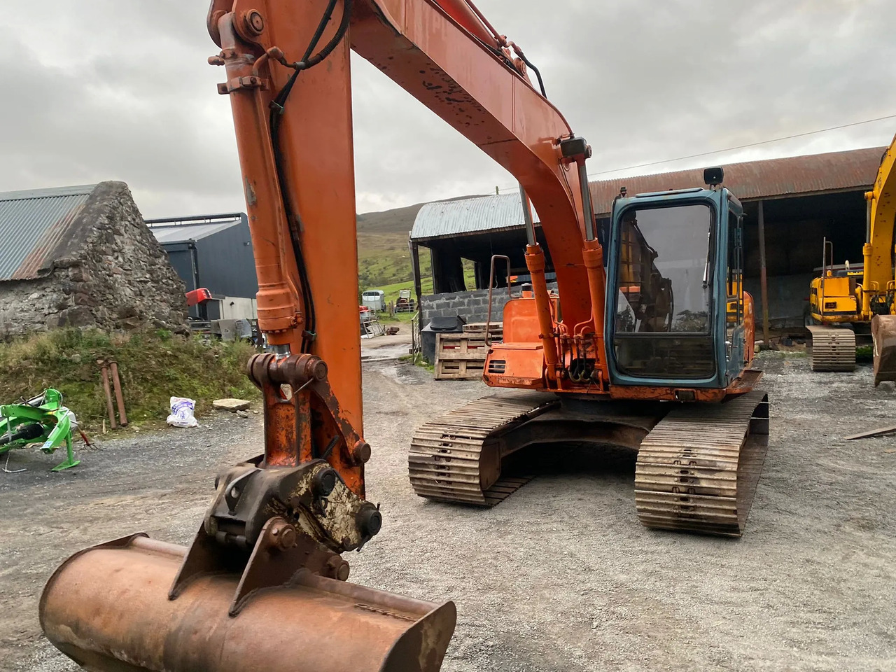 EX Hitachi 120-3 - Lintekskavaator: pilt 4 EX Hitachi 120-3 - Lintekskavaator: pilt 4