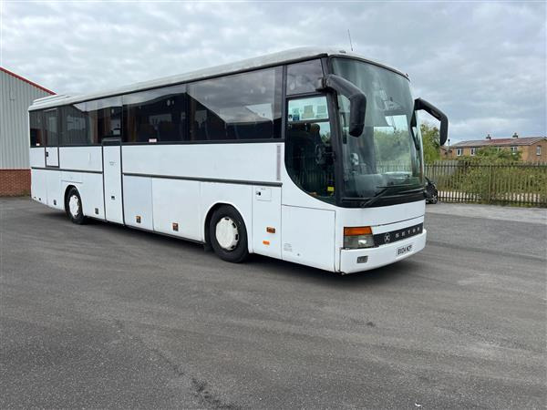 2004 Setra 315 GT 49 Seat coach, MOT November, 6 cylinder, 6 speed manual, excellent runner. - Kaugsõidu buss: pilt 3 2004 Setra 315 GT 49 Seat coach, MOT November, 6 cylinder, 6 speed manual, excellent runner. - Kaugsõidu buss: pilt 3