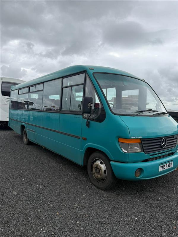 2007 Mercedes Vario 813 Plaxton Beaver series 3 - Väikebuss, Mikrobuss: pilt 4 2007 Mercedes Vario 813 Plaxton Beaver series 3 - Väikebuss, Mikrobuss: pilt 4