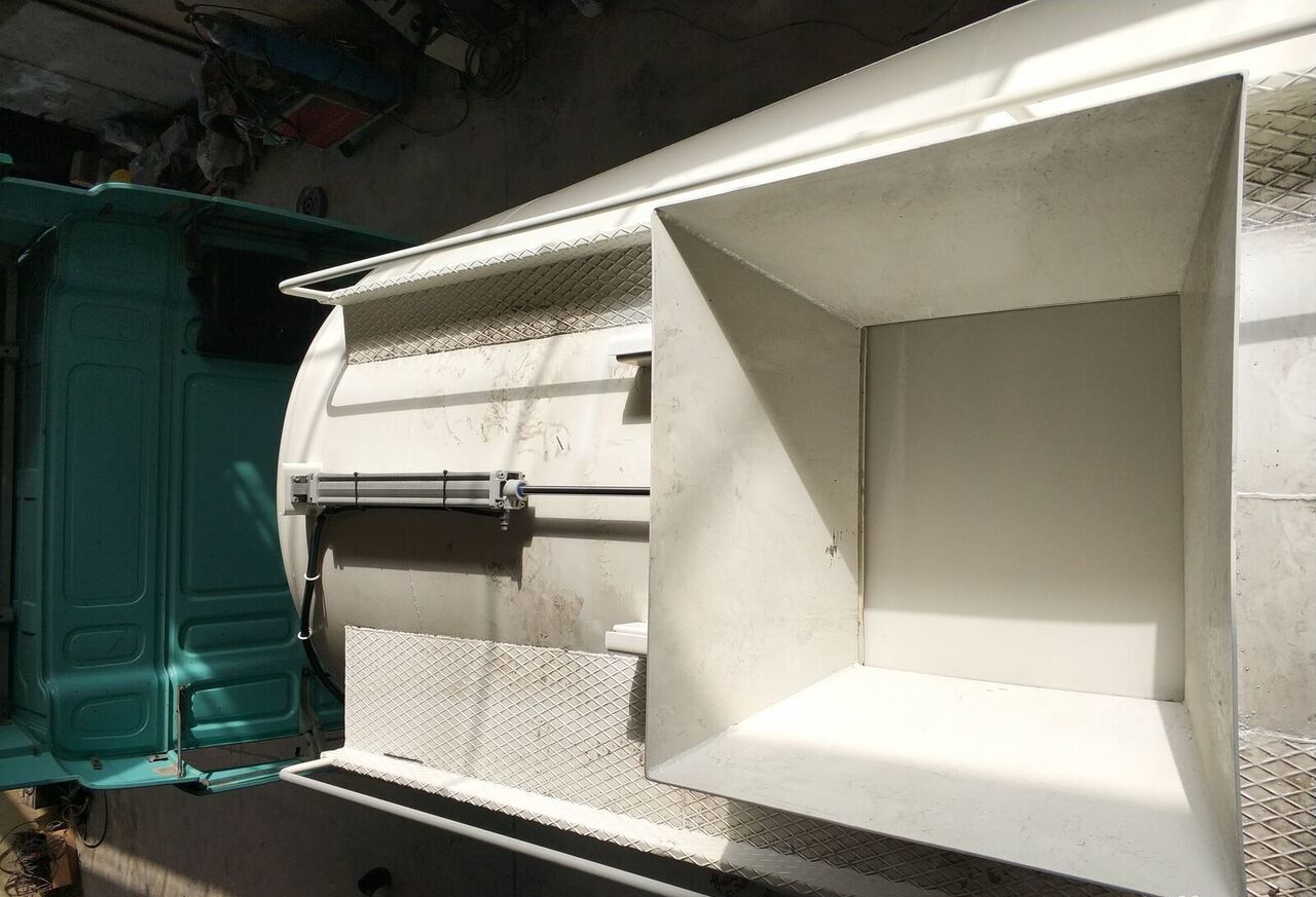LIDER 2022 year new Slurry Tanker Farmer Agriculture Field Tanker - Tsistern poolhaagis: pilt 2 LIDER 2022 year new Slurry Tanker Farmer Agriculture Field Tanker - Tsistern poolhaagis: pilt 2
