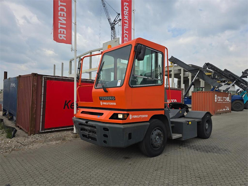 Terberg YT182 - Laotraktor: pilt 2 Terberg YT182 - Laotraktor: pilt 2