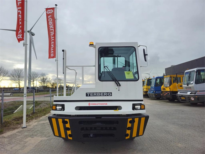 Terberg YT220 - Laotraktor: pilt 5 Terberg YT220 - Laotraktor: pilt 5