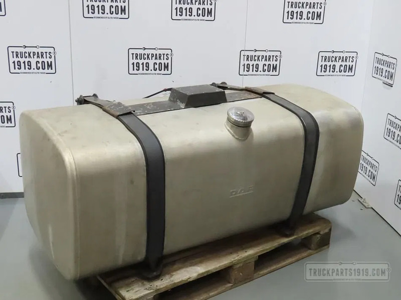 DAF 1949897 Brandstoftank + steunen 525L - Kütusepaak - Veoauto: pilt 1 DAF 1949897 Brandstoftank + steunen 525L - Kütusepaak - Veoauto: pilt 1