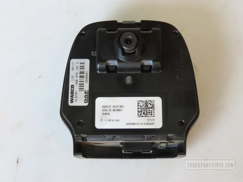 DAF 2030561 LDWS camera XF 106 - Mootori juhtimisseade - Veoauto: pilt 1 DAF 2030561 LDWS camera XF 106 - Mootori juhtimisseade - Veoauto: pilt 1