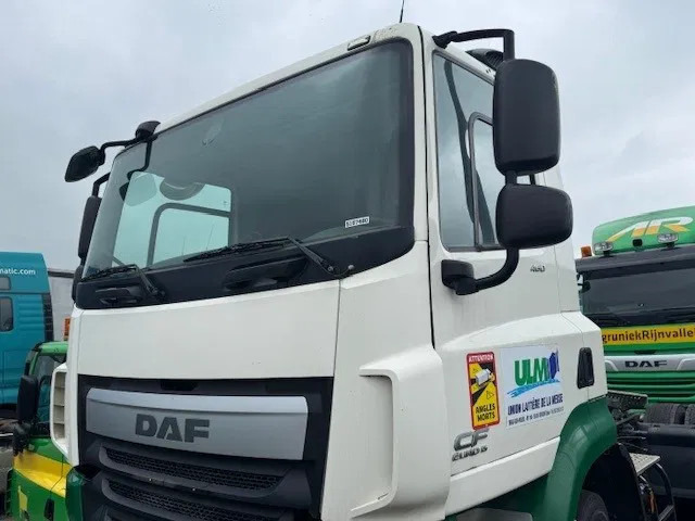 DAF CF Euro6 Cabine Compleet - Kabiin ja interjöör - Veoauto: pilt 1 DAF CF Euro6 Cabine Compleet - Kabiin ja interjöör - Veoauto: pilt 1
