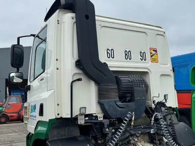 DAF CF Euro6 Cabine Compleet - Kabiin ja interjöör - Veoauto: pilt 5 DAF CF Euro6 Cabine Compleet - Kabiin ja interjöör - Veoauto: pilt 5