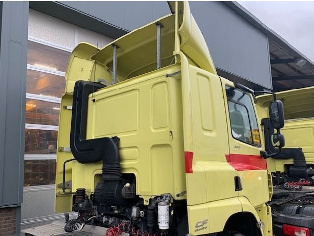 DAF CF Sleeper Cab L2 H1 Euro6 - Kabiin ja interjöör - Veoauto: pilt 4 DAF CF Sleeper Cab L2 H1 Euro6 - Kabiin ja interjöör - Veoauto: pilt 4