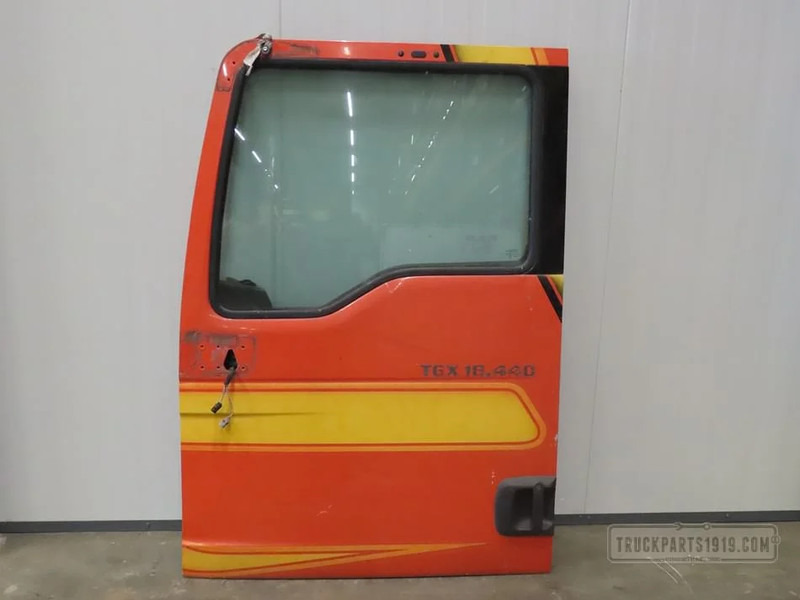 MAN Body & Chassis Parts Portier Li. TGX - Uks ja varuosad - Veoauto: pilt 1 MAN Body & Chassis Parts Portier Li. TGX - Uks ja varuosad - Veoauto: pilt 1