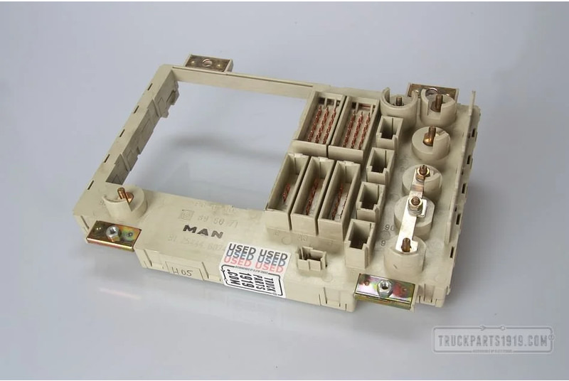 MAN Electrical System Zekeringkast TGX - Kaitse - Veoauto: pilt 2 MAN Electrical System Zekeringkast TGX - Kaitse - Veoauto: pilt 2