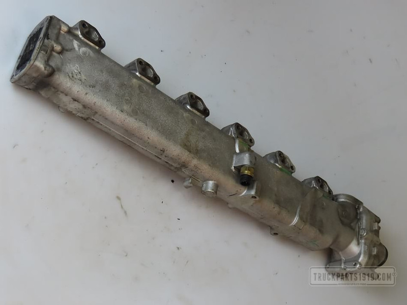MAN Exhaust System EGR koeler MAN D0836 - EGR-jahuti - Veoauto: pilt 2 MAN Exhaust System EGR koeler MAN D0836 - EGR-jahuti - Veoauto: pilt 2