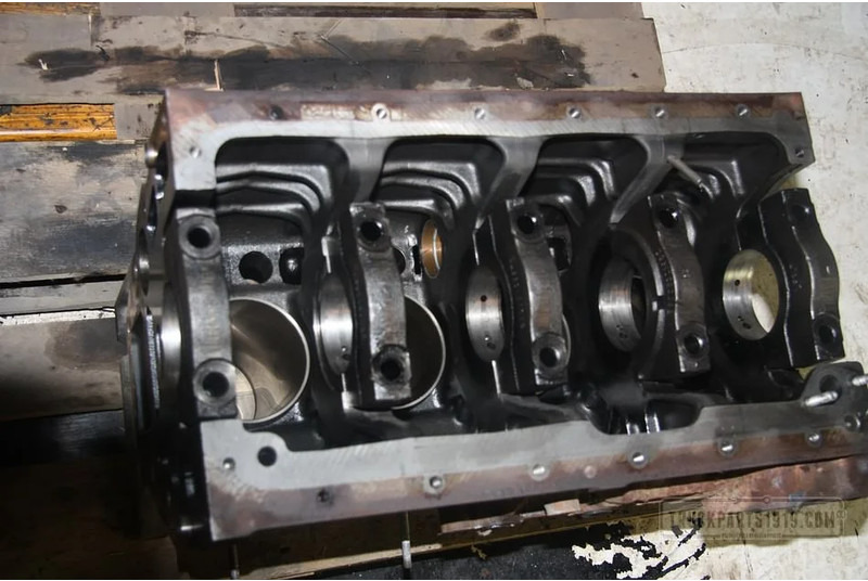 Renault Engines & Parts Renault DCI4 Motorblok Gebr. - Silindriplokk - Veoauto: pilt 3 Renault Engines & Parts Renault DCI4 Motorblok Gebr. - Silindriplokk - Veoauto: pilt 3