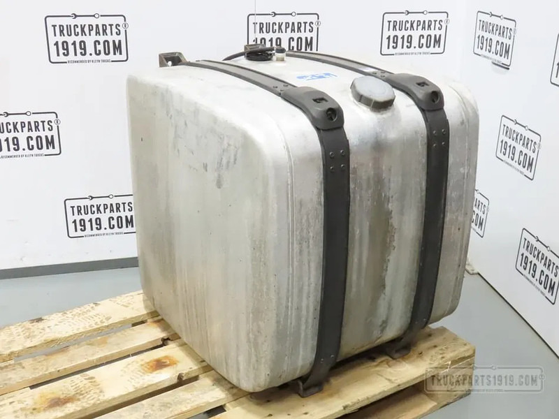 Scania 1888934 Brandstoftank + steunen 320L - Kütusepaak - Veoauto: pilt 1 Scania 1888934 Brandstoftank + steunen 320L - Kütusepaak - Veoauto: pilt 1