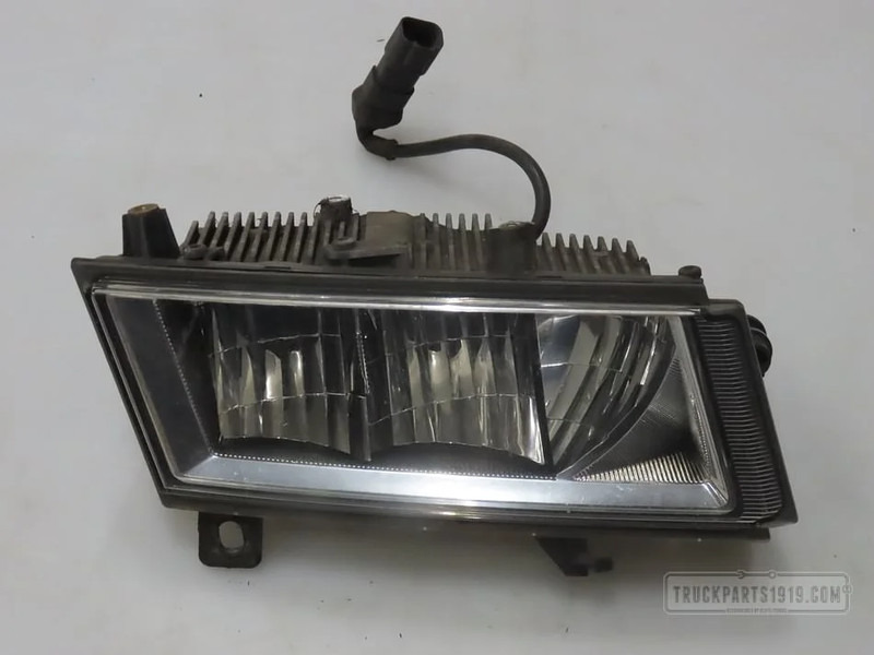 Scania 2552715 Mistlamp Re. - Udutuled - Veoauto: pilt 1 Scania 2552715 Mistlamp Re. - Udutuled - Veoauto: pilt 1