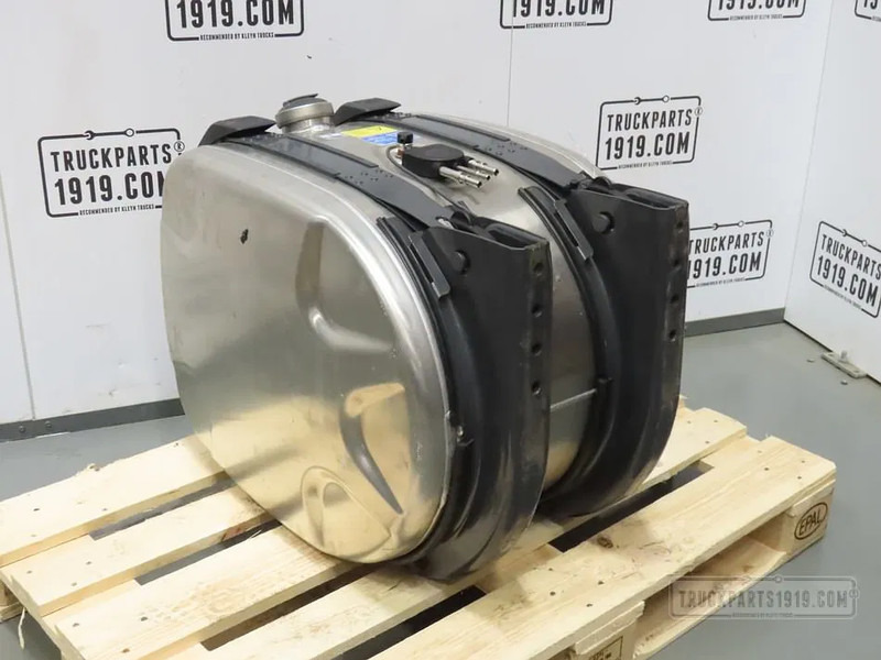 Scania 2713474 Brandstoftank + steunen 165L - Kütusepaak - Veoauto: pilt 2 Scania 2713474 Brandstoftank + steunen 165L - Kütusepaak - Veoauto: pilt 2