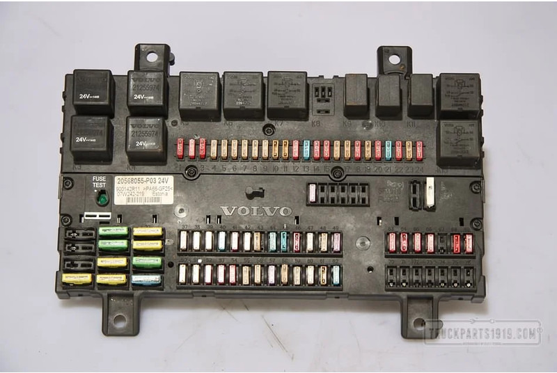 Volvo FH Electrical System Volvo Zekeringenkast Used - Kaitse - Veoauto: pilt 1 Volvo FH Electrical System Volvo Zekeringenkast Used - Kaitse - Veoauto: pilt 1