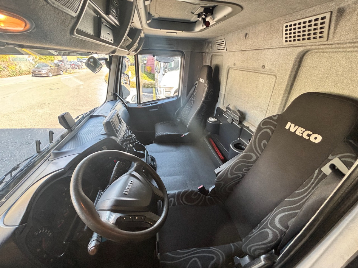 IVECO 190S42 Stralis - Külmutiga veoauto: pilt 4 IVECO 190S42 Stralis - Külmutiga veoauto: pilt 4