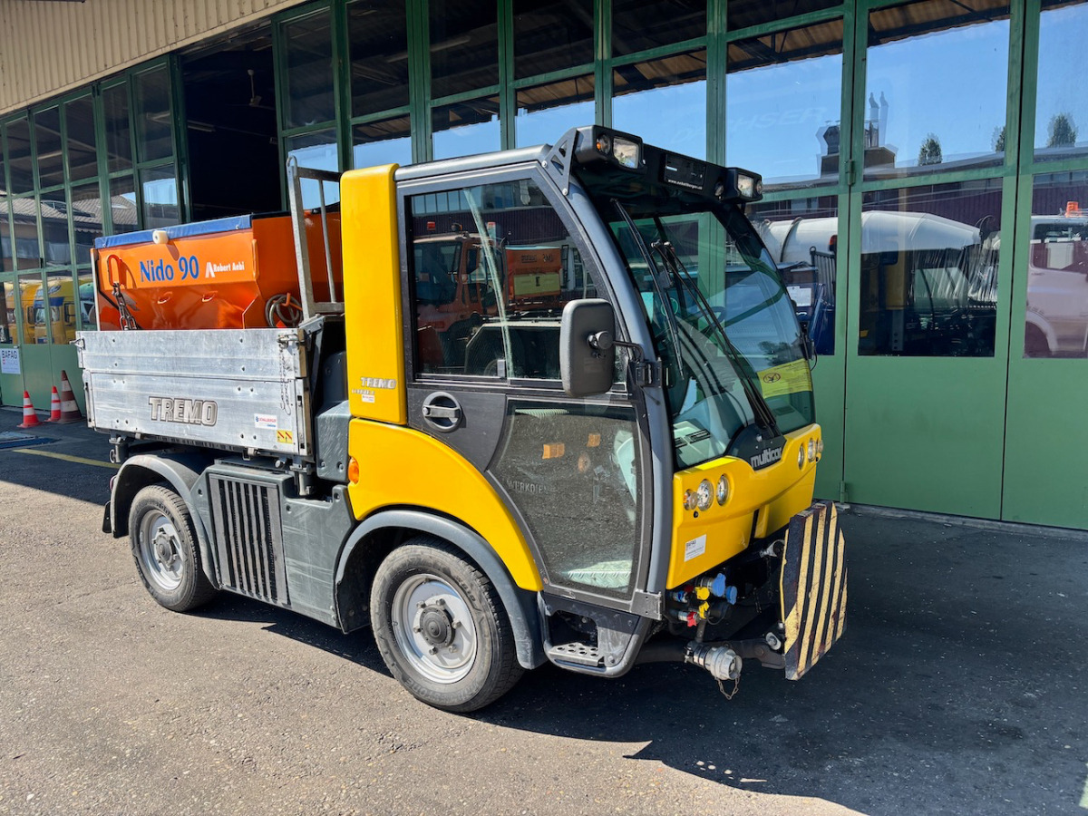 MULTICAR Tremo X56 - Kommunaal-/ Erisõiduk: pilt 3 MULTICAR Tremo X56 - Kommunaal-/ Erisõiduk: pilt 3