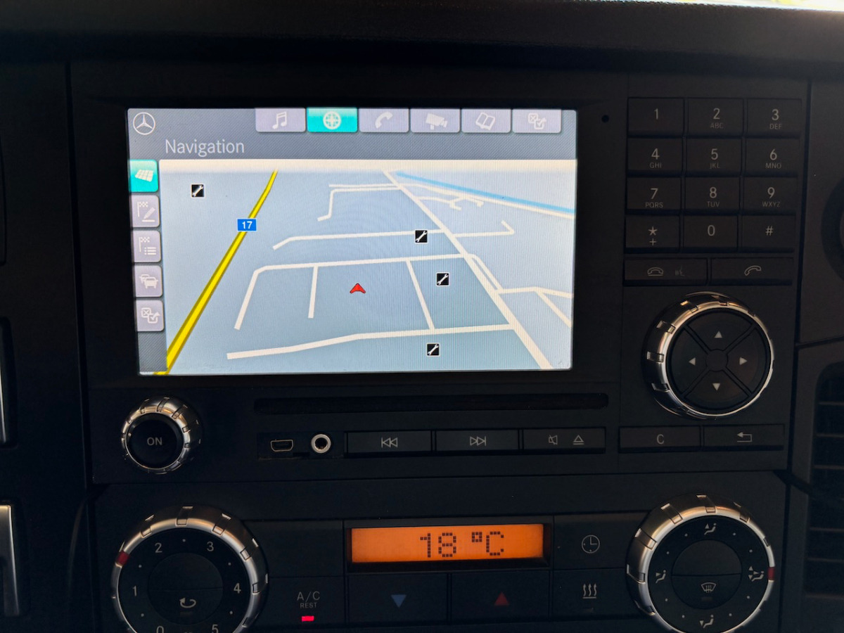 Kasti veoauto MERCEDES Actros 1848: pilt 11