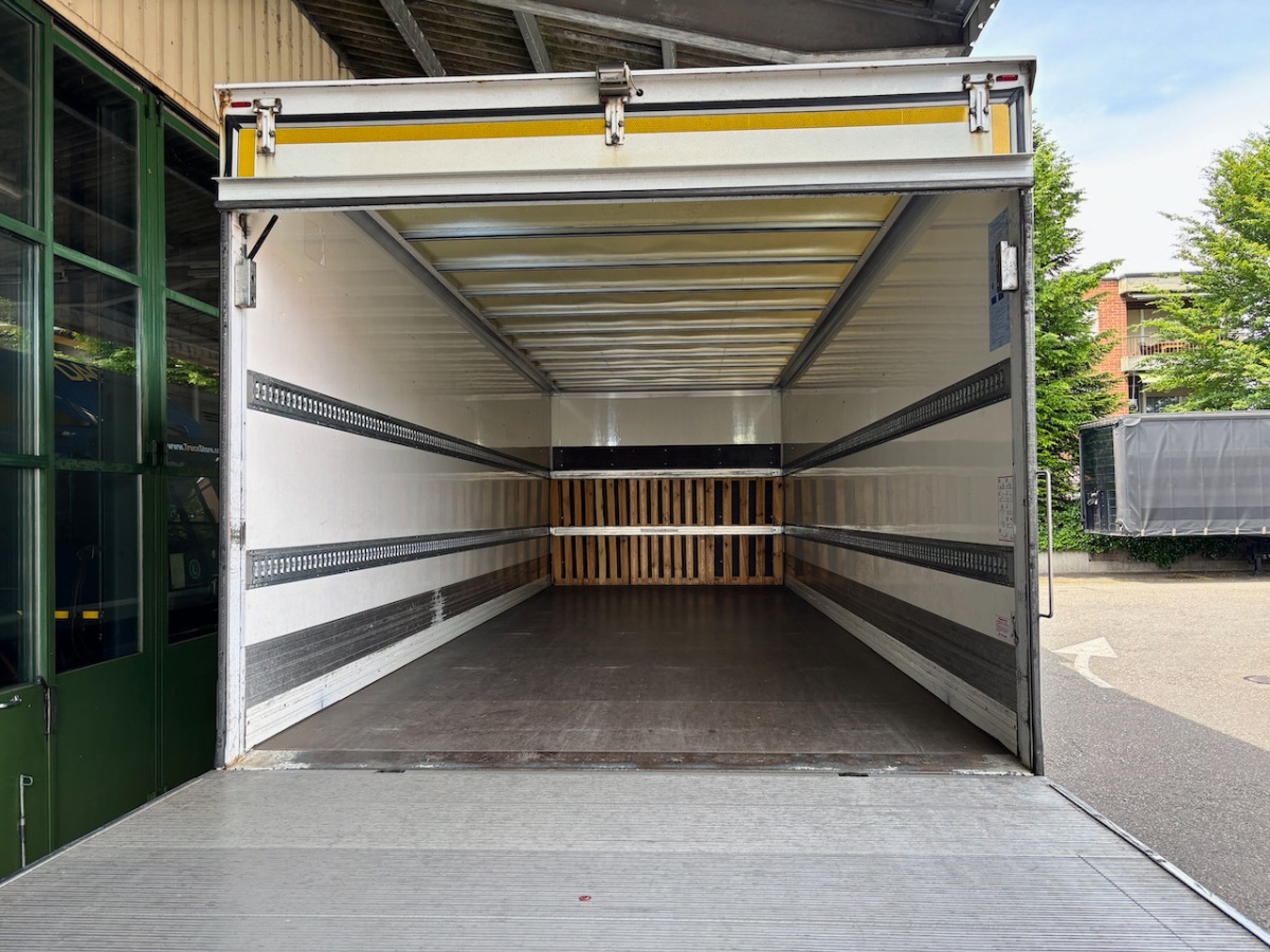 Kasti veoauto MERCEDES Atego 1530: pilt 18
